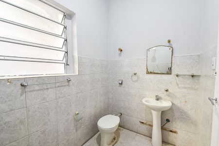 Casa para alugar com 60m², 2 quartos e sem vaga Casa para alugar com 60m², 2 quartos e sem vagaBanheiro 2