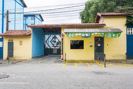 Fachada  de apartamento para alugar com 2 quartos, 50m² em Jardim Marilu, São Paulo