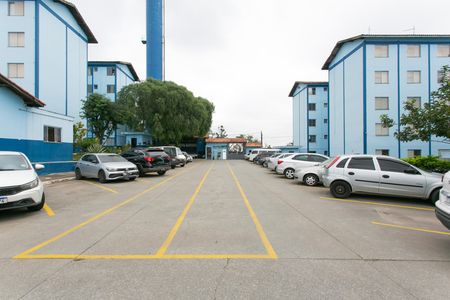 Apartamento para alugar com 50m², 2 quartos e 1 vaga Apartamento para alugar com 50m², 2 quartos e 1 vagaÁrea comum - Garagem