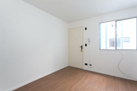 Sala de apartamento para alugar com 2 quartos, 50m² em Jardim Marilu, São Paulo