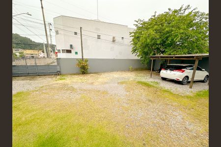 Casa para alugar com 42m², 2 quartos e sem vagaÁrea externa