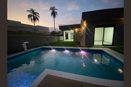 Área externa de casa de condomínio para alugar com 3 quartos, 256m² em Condomínio Santa Adélia, Cotia