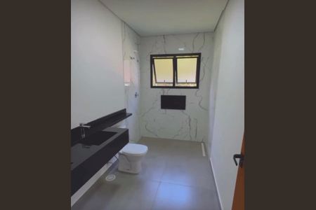 Casa de condomínio para alugar com 256m², 3 quartos e 4 vagas Casa de condomínio para alugar com 256m², 3 quartos e 4 vagasBanheiro
