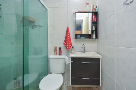 Banheiro de casa para alugar com 1 quarto, 40m² em Jardim Uberaba, São Paulo