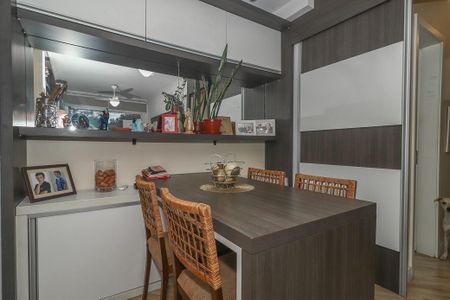 Apartamento à venda com 63m², 3 quartos e 1 vaga Apartamento à venda com 63m², 3 quartos e 1 vagaSala