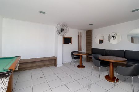 Apartamento à venda com 63m², 3 quartos e 1 vaga Apartamento à venda com 63m², 3 quartos e 1 vagaSalão de jogos