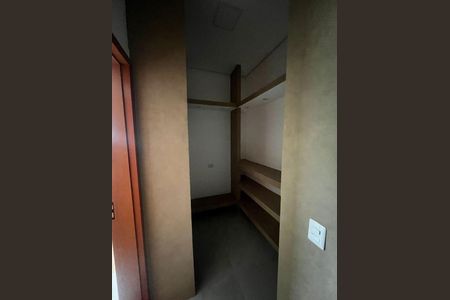Casa à venda com 320m², 3 quartos e 3 vagas