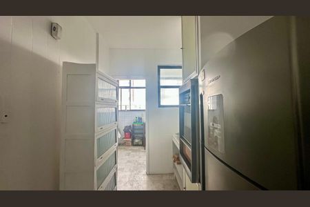 Apartamento à venda com 190m², 4 quartos e 1 vaga Apartamento à venda com 190m², 4 quartos e 1 vagaCozinha