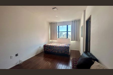 Apartamento à venda com 190m², 4 quartos e 1 vaga Apartamento à venda com 190m², 4 quartos e 1 vagaQuarto
