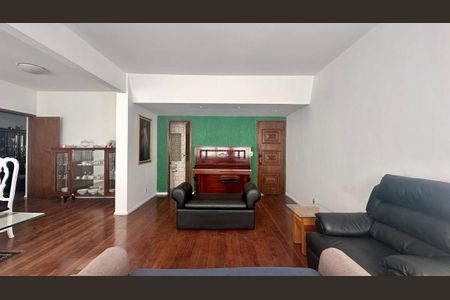 Apartamento à venda com 190m², 4 quartos e 1 vaga Apartamento à venda com 190m², 4 quartos e 1 vagaSala
