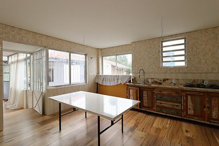 Casa à venda com 262m², 5 quartos e 1 vagaSobrado - cozinha