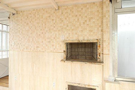 Casa à venda com 262m², 5 quartos e 1 vagaSobrado - salão de festa