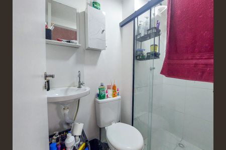 Banheiro de apartamento para alugar com 2 quartos, 38m² em Vila das Belezas, São Paulo