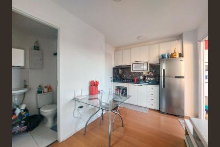 Sala de apartamento para alugar com 2 quartos, 38m² em Vila das Belezas, São Paulo