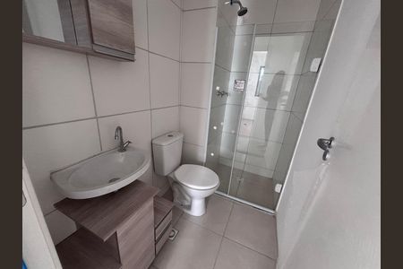 Banheiro de apartamento à venda com 2 quartos, 48m² em Recreio dos Bandeirantes, Rio de Janeiro