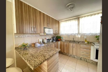 Apartamento à venda com 66m², 2 quartos e 1 vaga