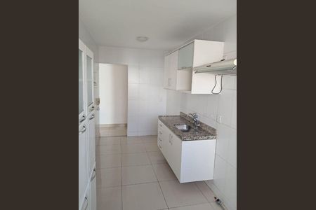 Apartamento para alugar com 66m², 2 quartos e 1 vaga