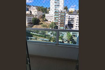 Apartamento para alugar com 66m², 2 quartos e 1 vaga