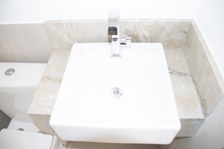 Lavabo de apartamento para alugar com 1 quarto, 63m² em Setor Marista, Goiânia