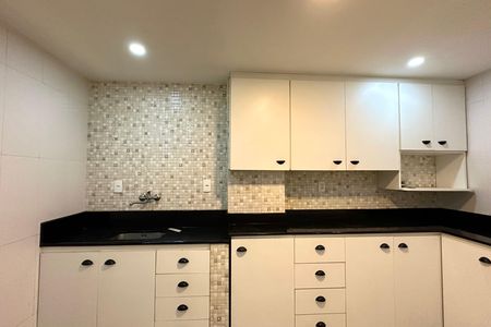 Apartamento para alugar com 4 quartos, 143m² em Copacabana, Rio de Janeiro