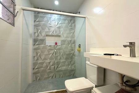 Apartamento para alugar com 143m², 4 quartos e 1 vaga