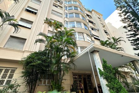 Apartamento para alugar com 143m², 4 quartos e 1 vaga