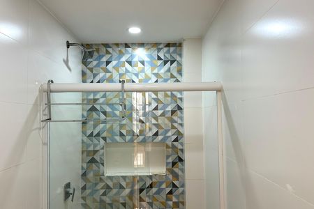 Apartamento para alugar com 143m², 4 quartos e 1 vaga