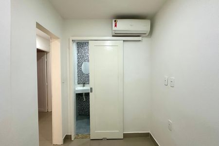 Apartamento para alugar com 143m², 4 quartos e 1 vaga