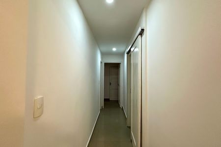 Apartamento para alugar com 143m², 4 quartos e 1 vaga
