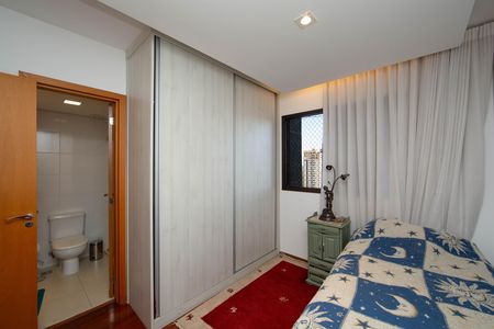 Apartamento à venda com 166m², 4 quartos e 3 vagasQUARTO1