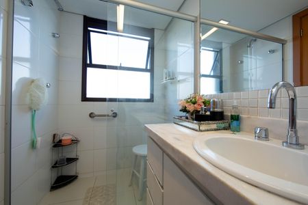 Apartamento à venda com 166m², 4 quartos e 3 vagasBANHEIRO4