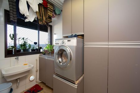 Apartamento à venda com 166m², 4 quartos e 3 vagasAREA DE SERVICO
