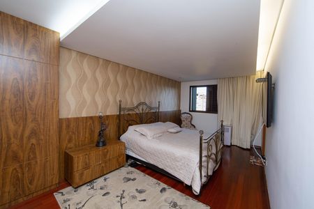 Apartamento à venda com 166m², 4 quartos e 3 vagasQUARTO4