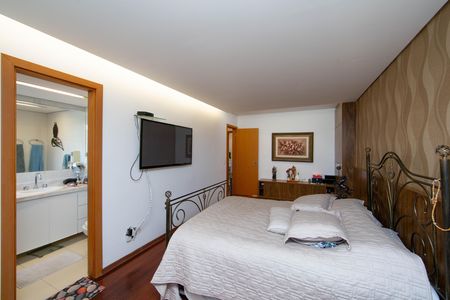 Apartamento à venda com 166m², 4 quartos e 3 vagasQUARTO4