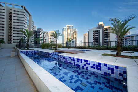 Apartamento à venda com 166m², 4 quartos e 3 vagasAREA LIVRE 