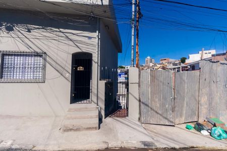 Fachada de casa para alugar com 1 quarto, 44m² em Vila Formosa, São Paulo