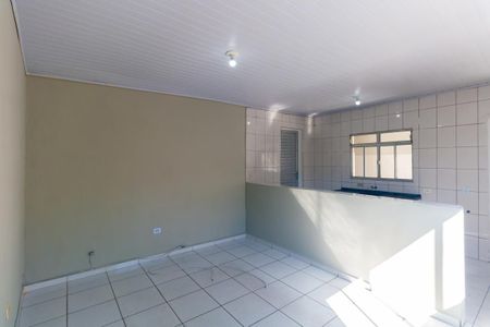 Casa para alugar com 44m², 1 quarto e sem vaga Casa para alugar com 44m², 1 quarto e sem vagaSala
