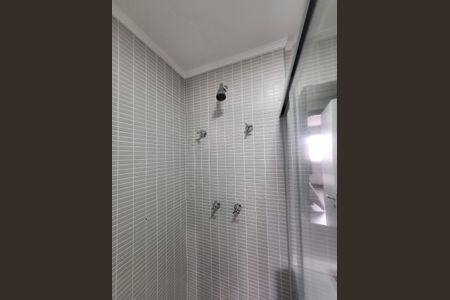Banheiro de apartamento à venda com 1 quarto, 29m² em Centro Histórico de São Paulo, São Paulo