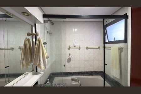 Apartamento à venda com 130m², 3 quartos e 2 vagas