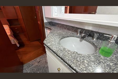 Apartamento à venda com 130m², 3 quartos e 2 vagas