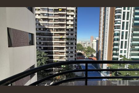 Apartamento à venda com 130m², 3 quartos e 2 vagas
