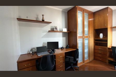 Apartamento à venda com 130m², 3 quartos e 2 vagas
