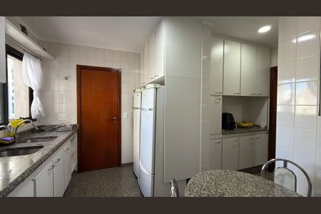 Apartamento à venda com 130m², 3 quartos e 2 vagas