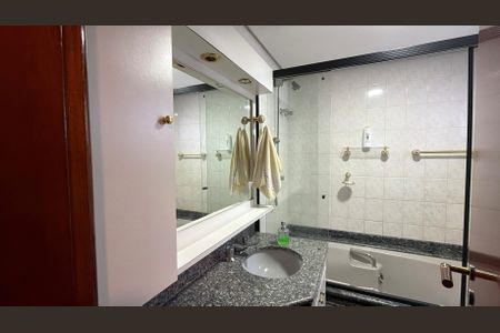 Apartamento à venda com 130m², 3 quartos e 2 vagas
