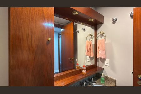 Apartamento à venda com 130m², 3 quartos e 2 vagas