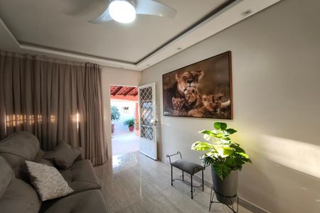 Sala de casa à venda com 3 quartos, 212m² em Parque Tropical, Campinas