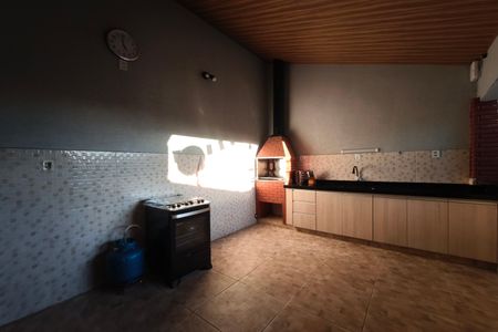 Casa à venda com 212m², 3 quartos e 3 vagas Casa à venda com 212m², 3 quartos e 3 vagasÁrea gourmet