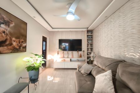 Sala de casa à venda com 3 quartos, 212m² em Parque Tropical, Campinas
