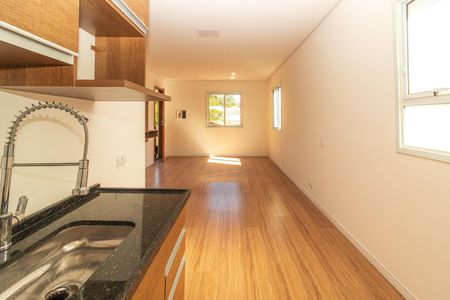 Studio à venda com 30m², 1 quarto e sem vaga Studio à venda com 30m², 1 quarto e sem vagaCozinha e Área de Serviço