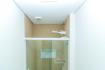 Banheiro de kitnet/studio à venda com 1 quarto, 25m² em Jardim Sabara, São Paulo